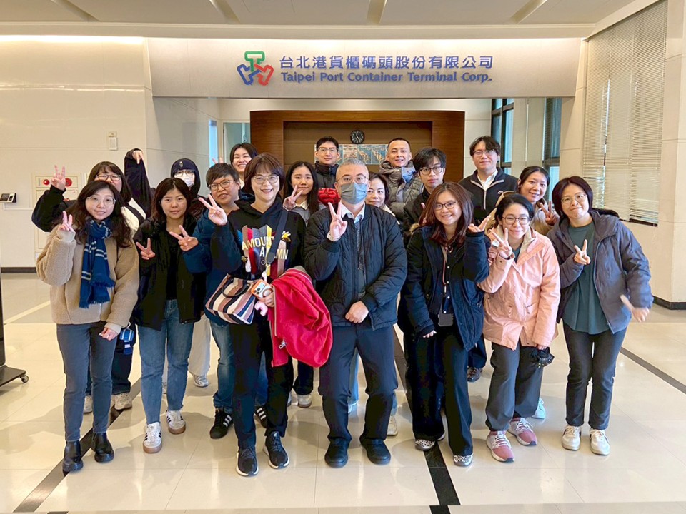 Let&rsquo;s go! Stepping onto the Front Lines of Port Operations at the Port of Taipei 🚢